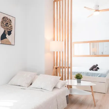 Estudio Jacuzzi Con Encanto En Triana Apartamento