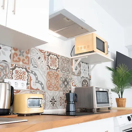 Apartamento Estudio Jacuzzi Con Encanto En Triana Sevilla